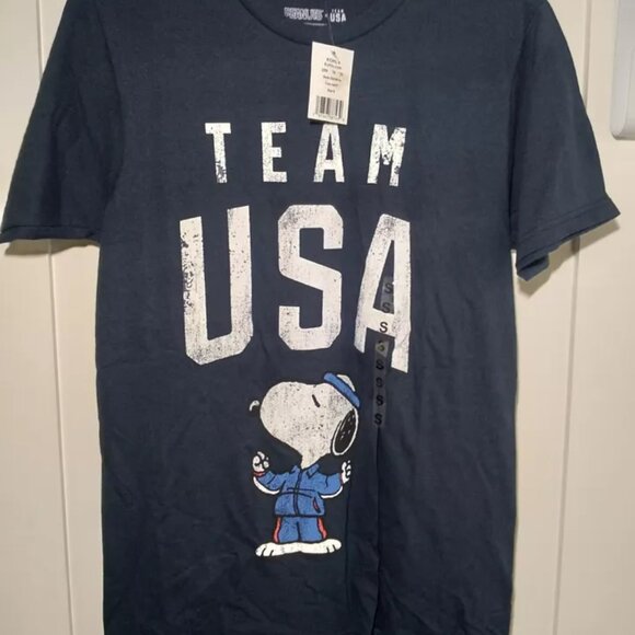 Vintage Style PEANUTS SNOOPY TEAM USA OLYMPICS T-Shirt Men's Size Small Navy New - Picture 1 of 8